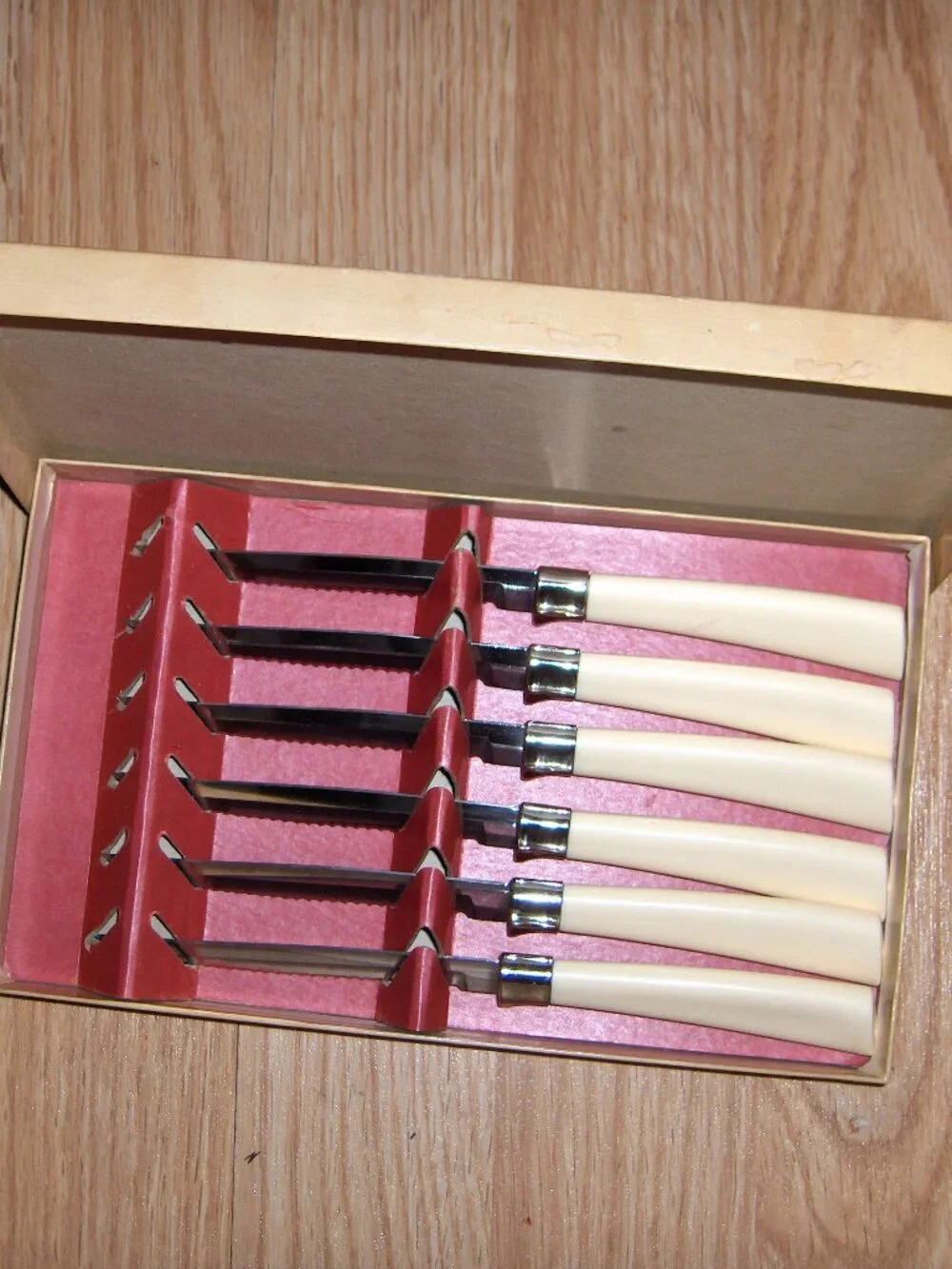 Vintage Steak Knife Set, and Similar Boning-Slicing Knife
